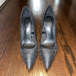 BRAND NEW Zara Black pump size 7
